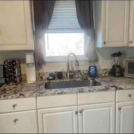 Charming Cottage Historic Falmouth Cape Cod Near Beach And Downtown 2Br 1Bath Deck 외부 사진