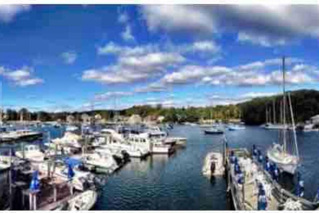 Charming Cottage Historic Falmouth Cape Cod Near Beach And Downtown 2Br 1Bath Deck 외부 사진